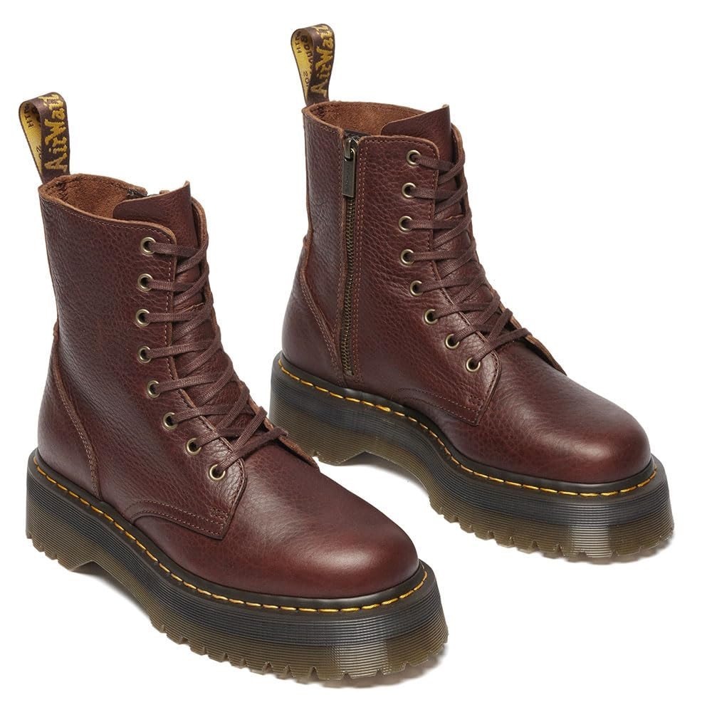 Dr. Martens Jadon Platform Boots Size 7 Women Cashew Leather 8-Eye Brand New